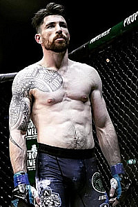 Andrew Mills