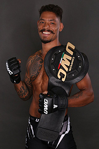 Adriano Nunes